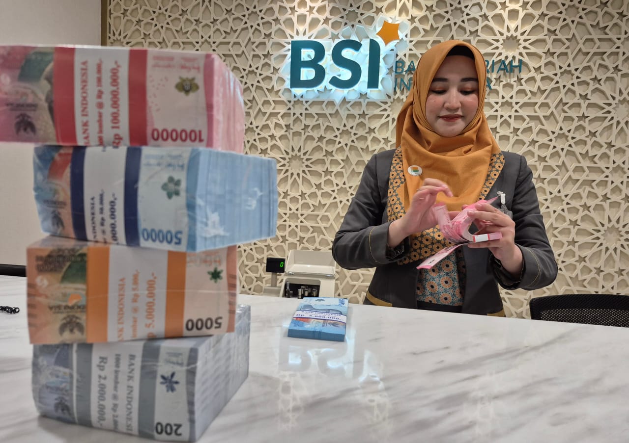 Jelang Idulfitri, BSI Persiapkan Uang Tunai Rp42,88 Triliun untuk Nasabah