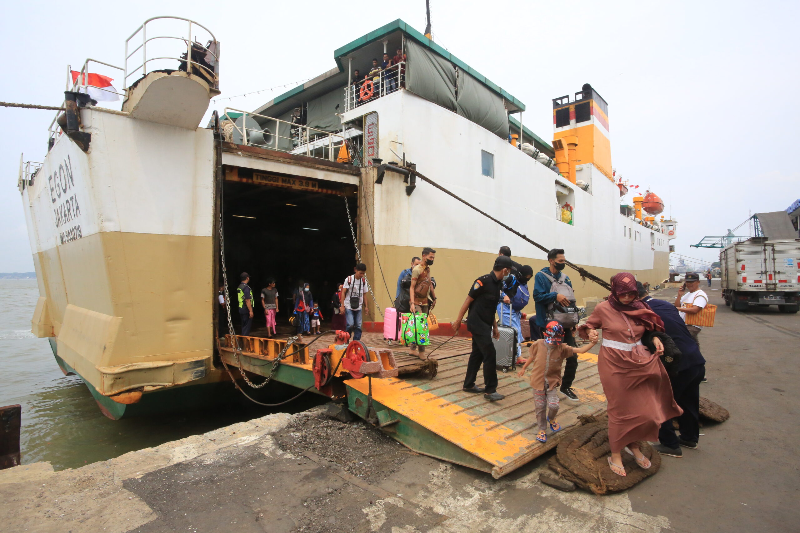 Pelindo Sambut Lonjakan Pemudik dengan Layanan Maksimal