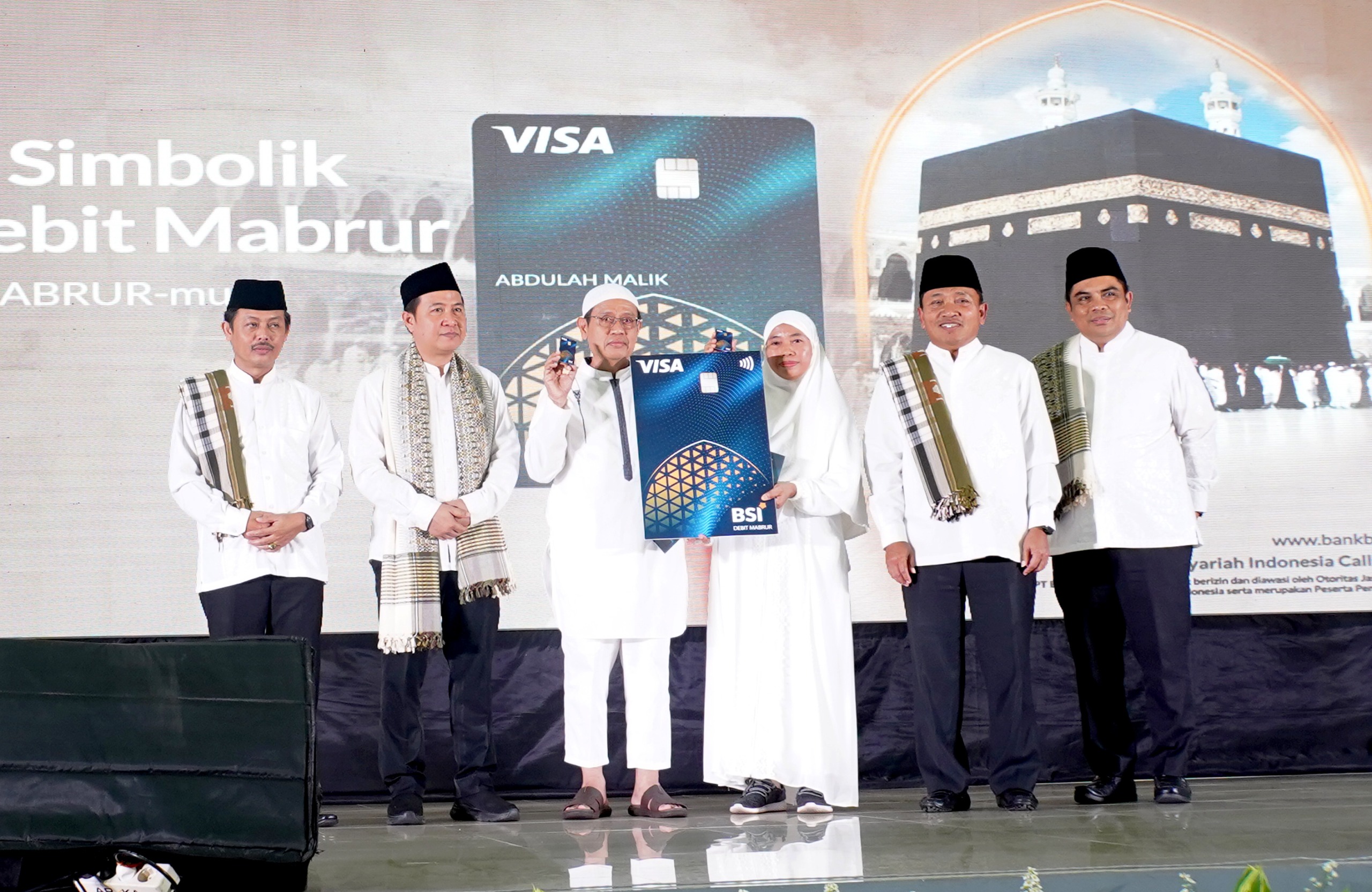 Manasik Haji Nasional Serentak, BSI Fasilitasi Calon Jamaah dengan Kartu BSI Debit Mabrur