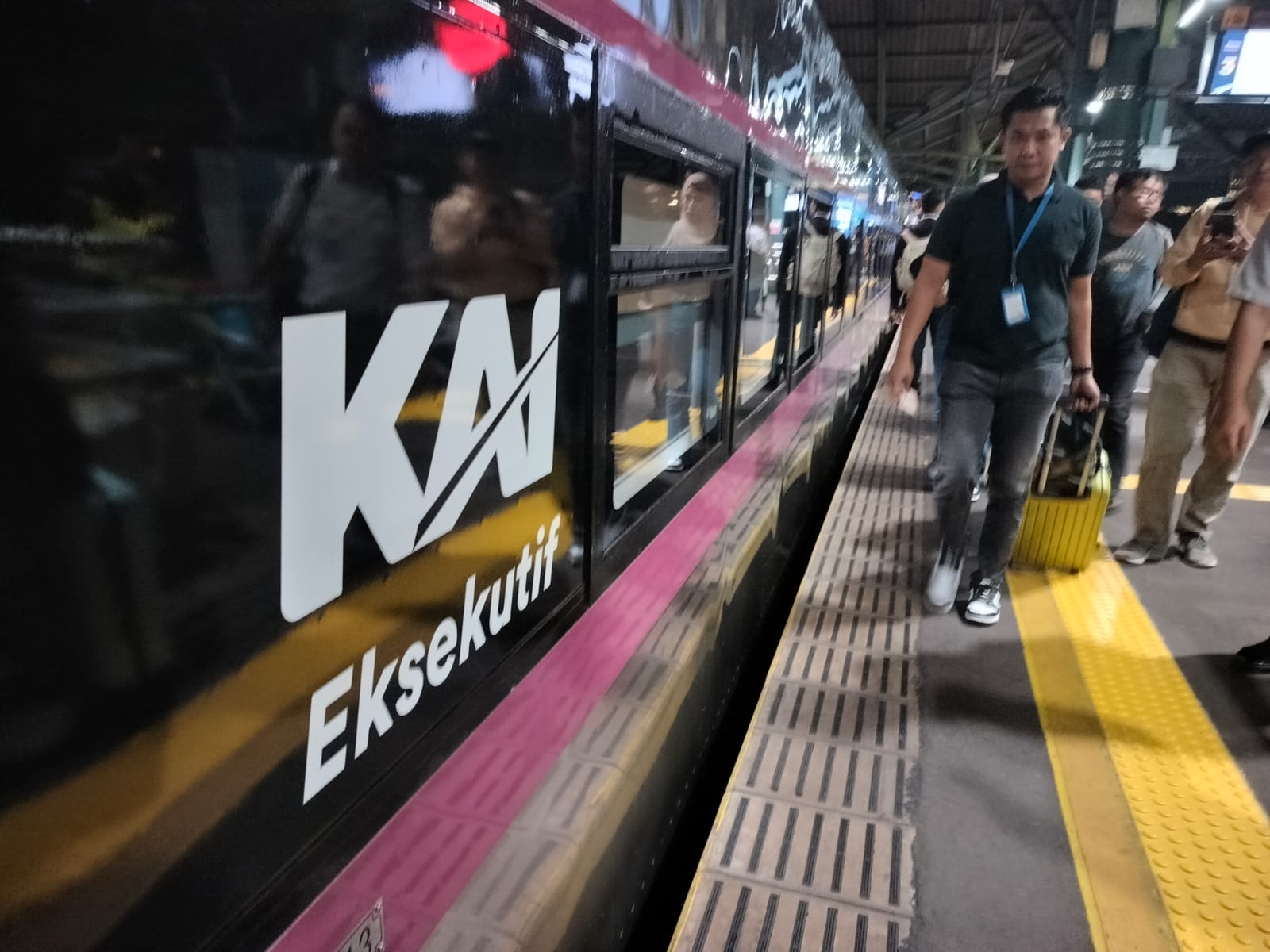 KAI Yogyakarta-Gambir Paskah Tawarkan Pengalaman Liburan Berkesan