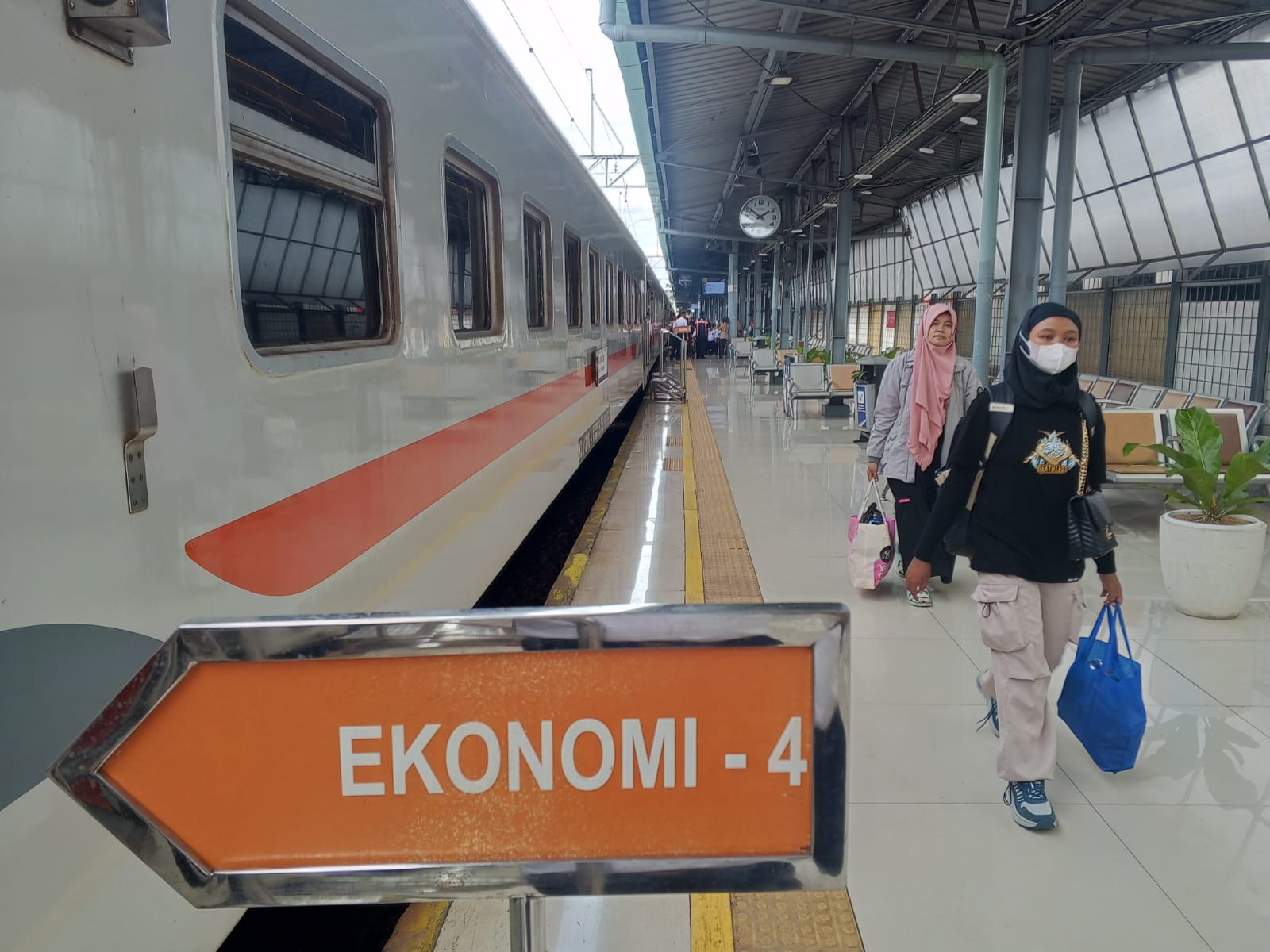 DJKA dan KA PSO di Libur Paskah, Transportasi Bersubsidi Jadi Andalan Mudik