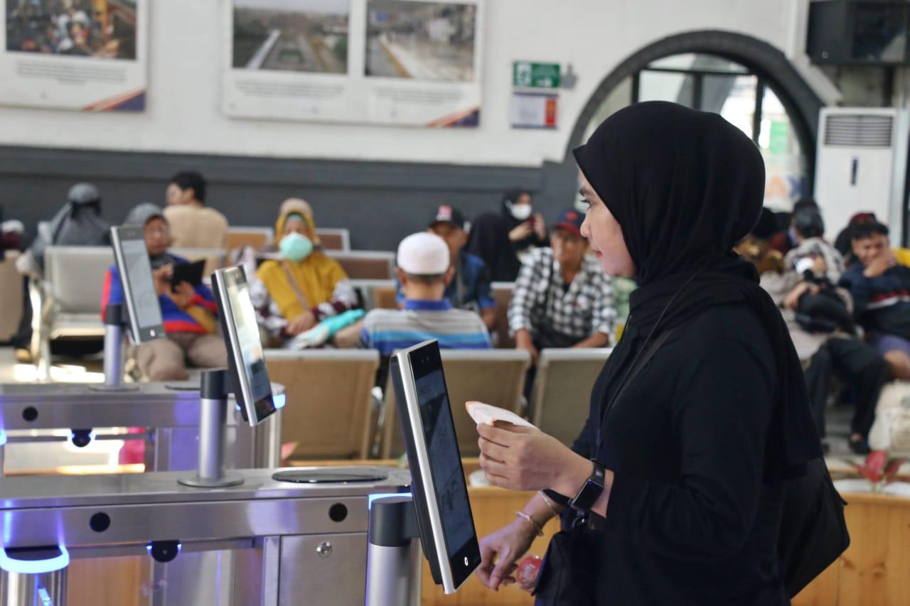 KAI Face Recognition Hemat 2.604 Rol Kertas, Dukung SDGs dan Efisiensi