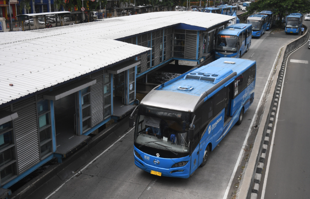Gubernur DKI Pasang Target: Pengguna Transportasi Umum Naik Hingga 10 Persen per Tahun