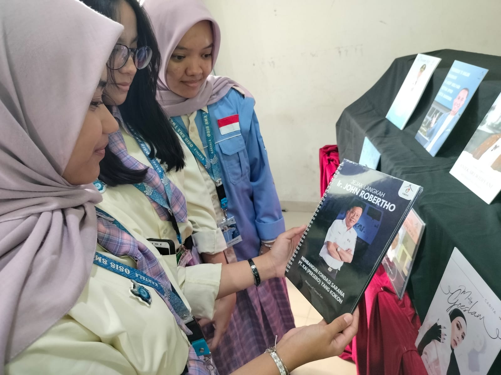 KAI Ajak Pelajar Bandung Jatuh Cinta pada Buku Lewat Expo YWKA