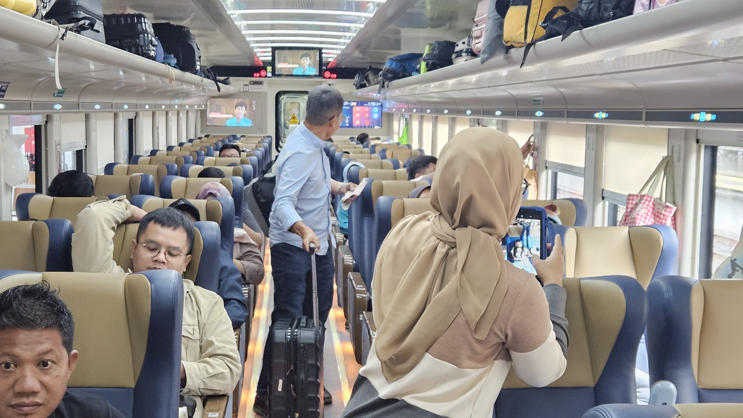 Hari Lanjut Usia 2025, KAI Dorong Lansia Tetap Aktif Lewat Diskon Tiket Kereta